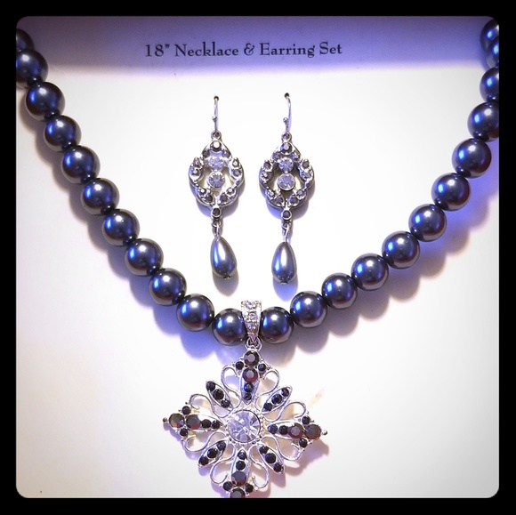 Jewelry - Matching set Jewelry - Matching set